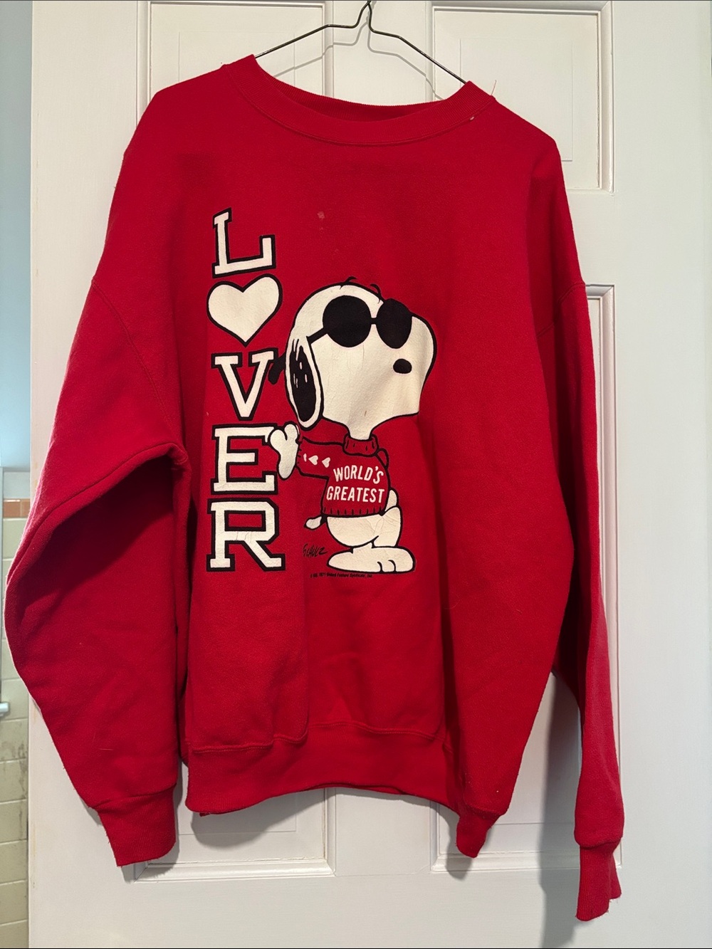 Men's Red Snoopy 'Love' Graphic Crewneck Sweatshirt